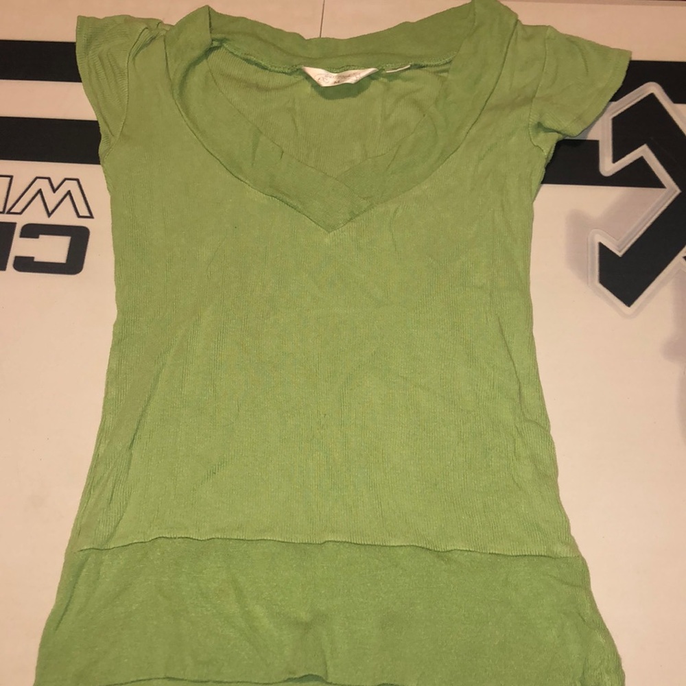 Sleeveless green top